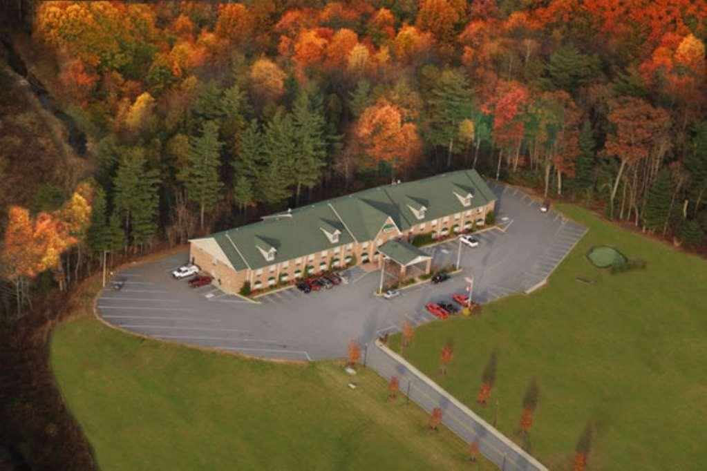 Mountain & 3* Flat Rock